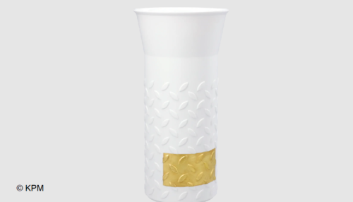 cabro brunito su smalto oro su vaso di porcellana  - Rivestimenti Decorativi a base Oro e Metalli Preziosi