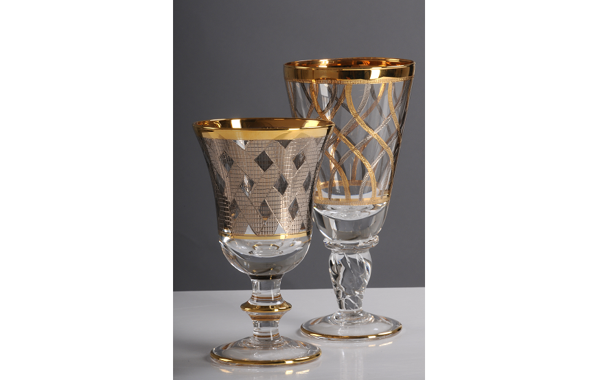 cabro platino lucido su vetro - Rivestimenti Decorativi a base Oro e Metalli Preziosi