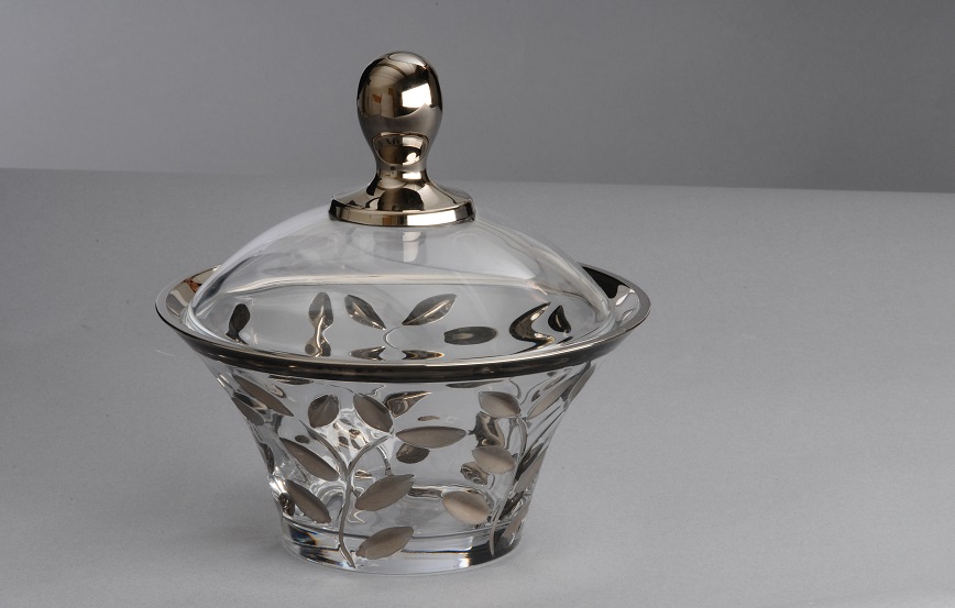 cabro oro lucido su bicchiere- Rivestimenti Decorativi a base Oro e Metalli Preziosi