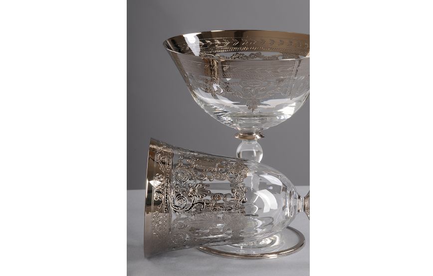 lucentezza color saggio su vetro - Rivestimenti Decorativi a base Oro e Metalli Preziosi