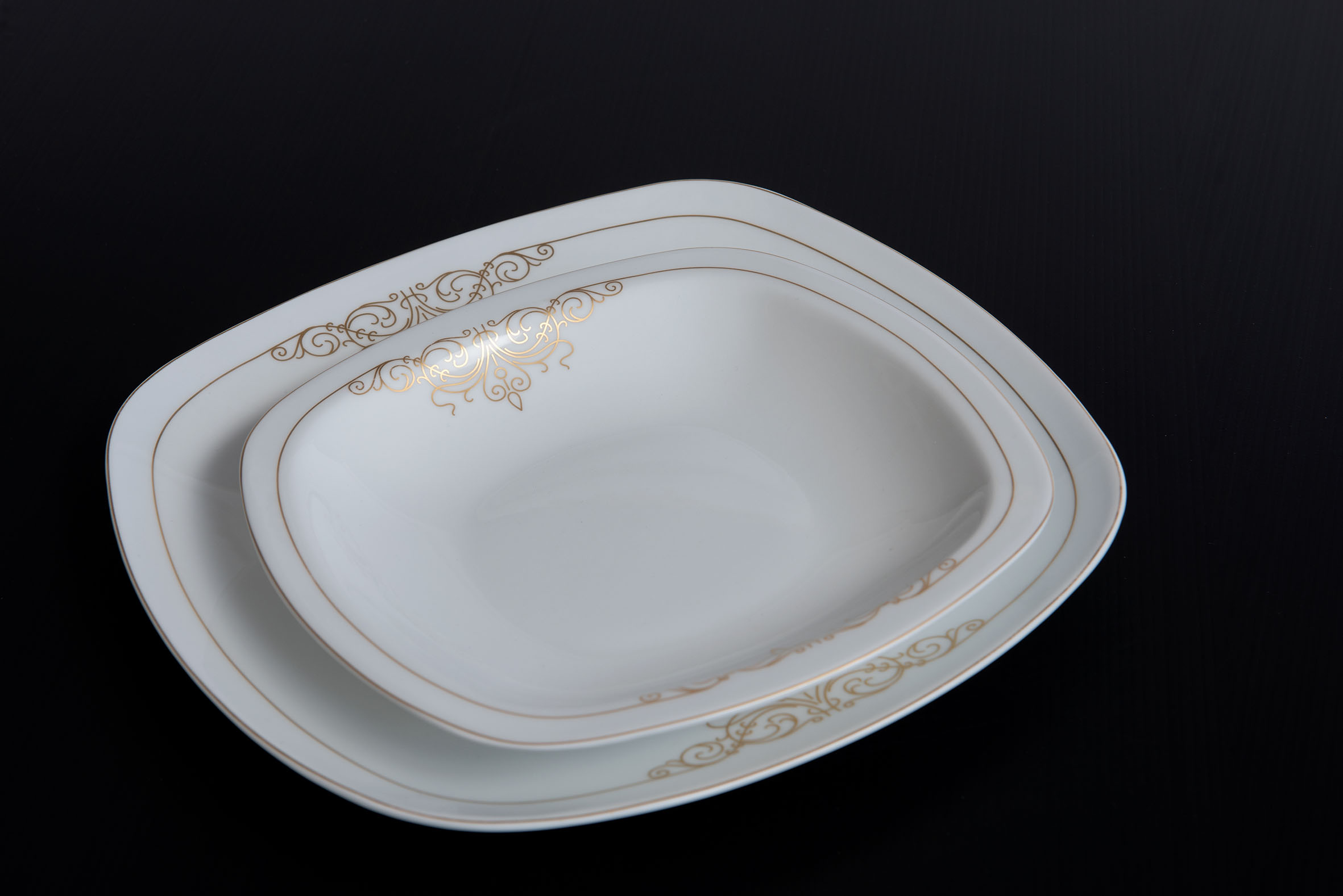 Zecchino sotto smalto - Rivestimenti Decorativi a base Oro e Metalli Preziosi